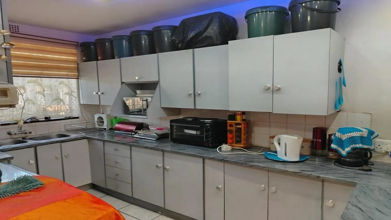 2 Bedroom Apartment / flat to rent in Vanderbijlpark CW 6
