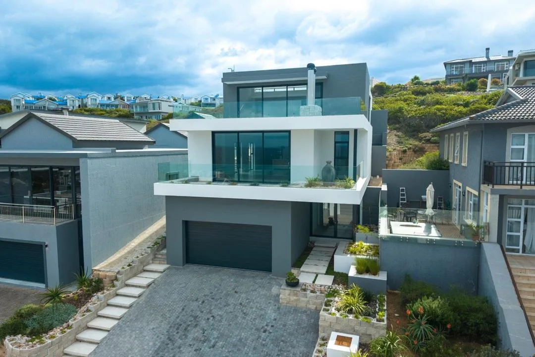 3 Bedroom House for sale in Pinnacle Point Golf Estate