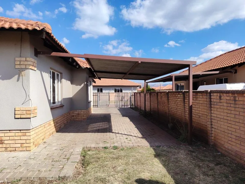 3 Bedroom House for sale in Waterkloof