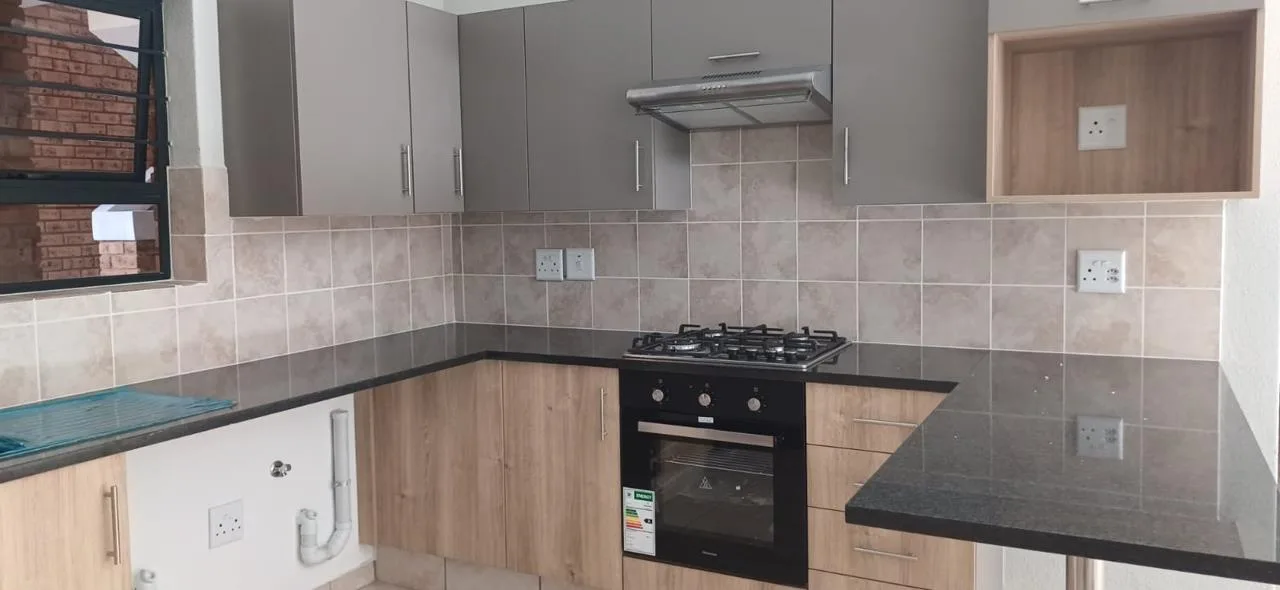 2 Bedroom Apartment / flat to rent in Ravenswood