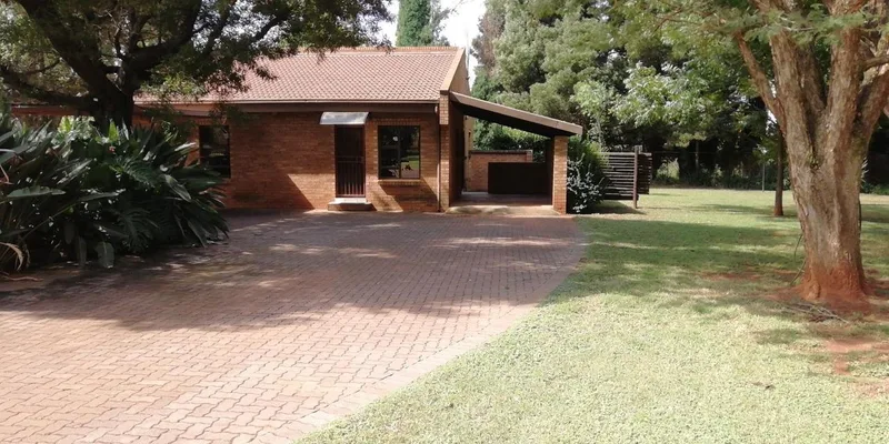 1 Bedroom Townhouse to rent in Grootfontein Country Estates