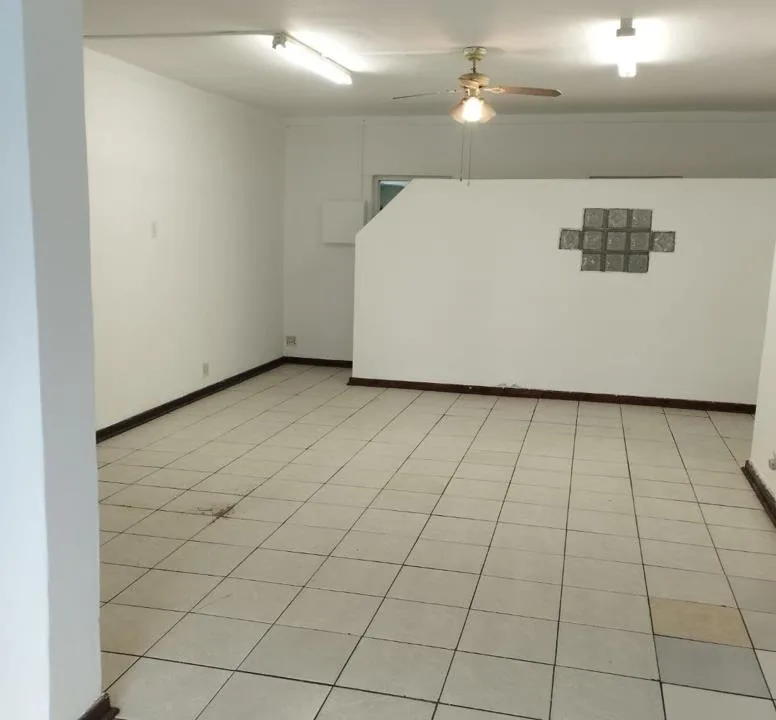 3 Bedroom Apartment / flat to rent in Selection Park