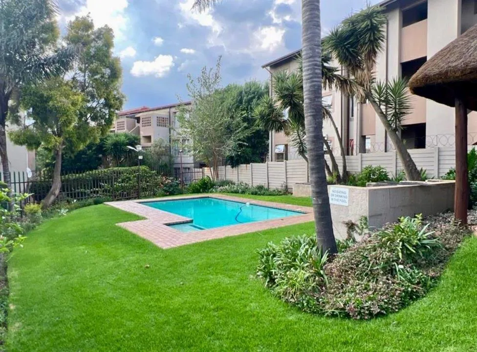 2 Bedroom Apartment / flat to rent in Suideroord