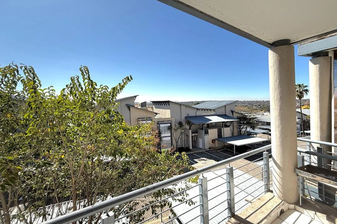 2 Bedroom Apartment / flat to rent in Morningside