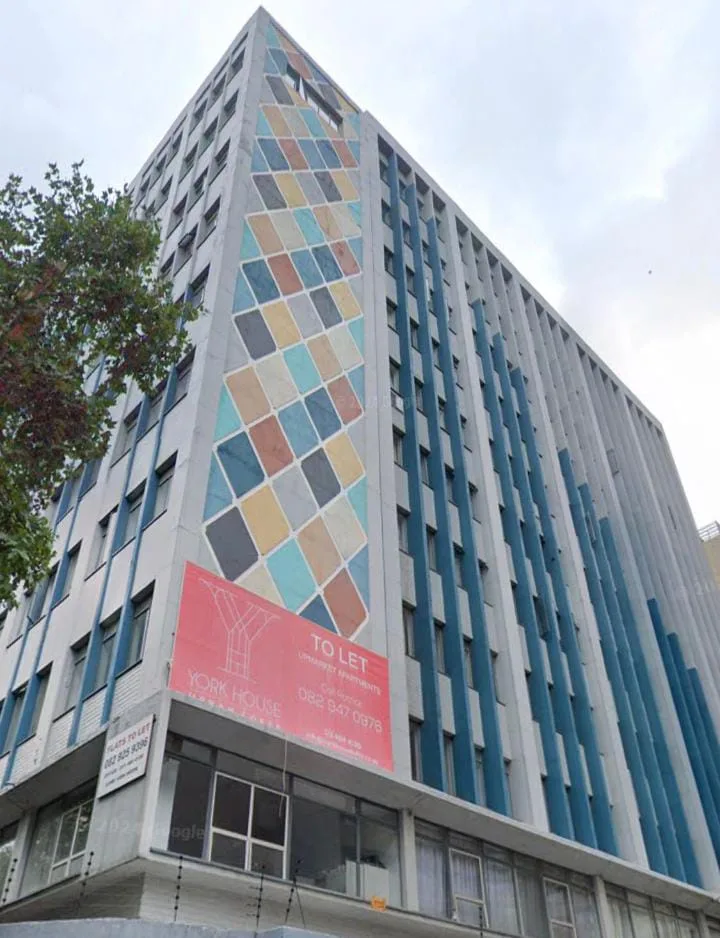 2 Bedroom Apartment / flat to rent in Johannesburg Central