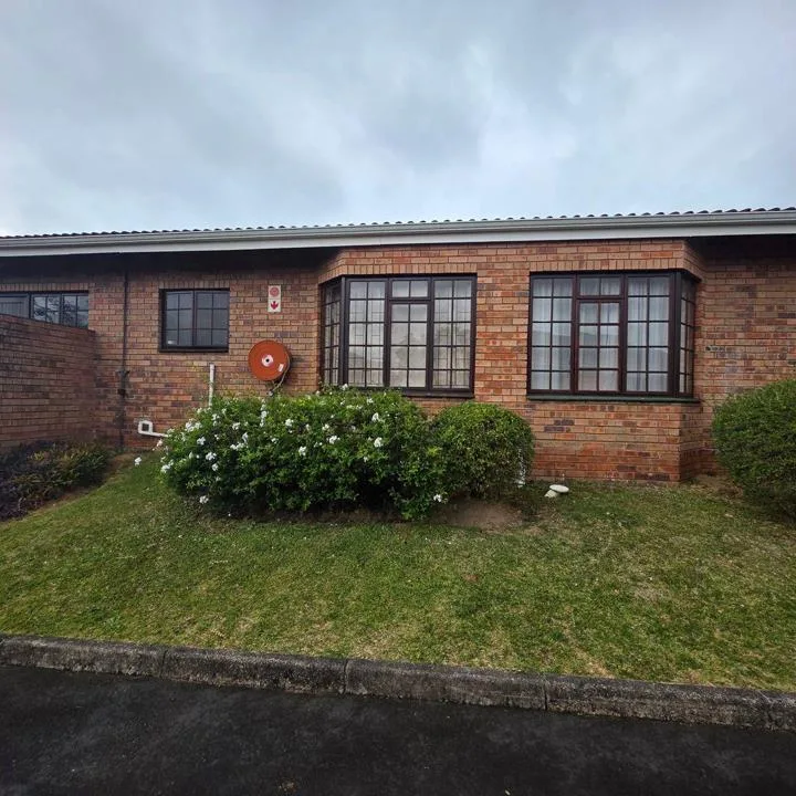 2 Bedroom Townhouse to rent in Margate