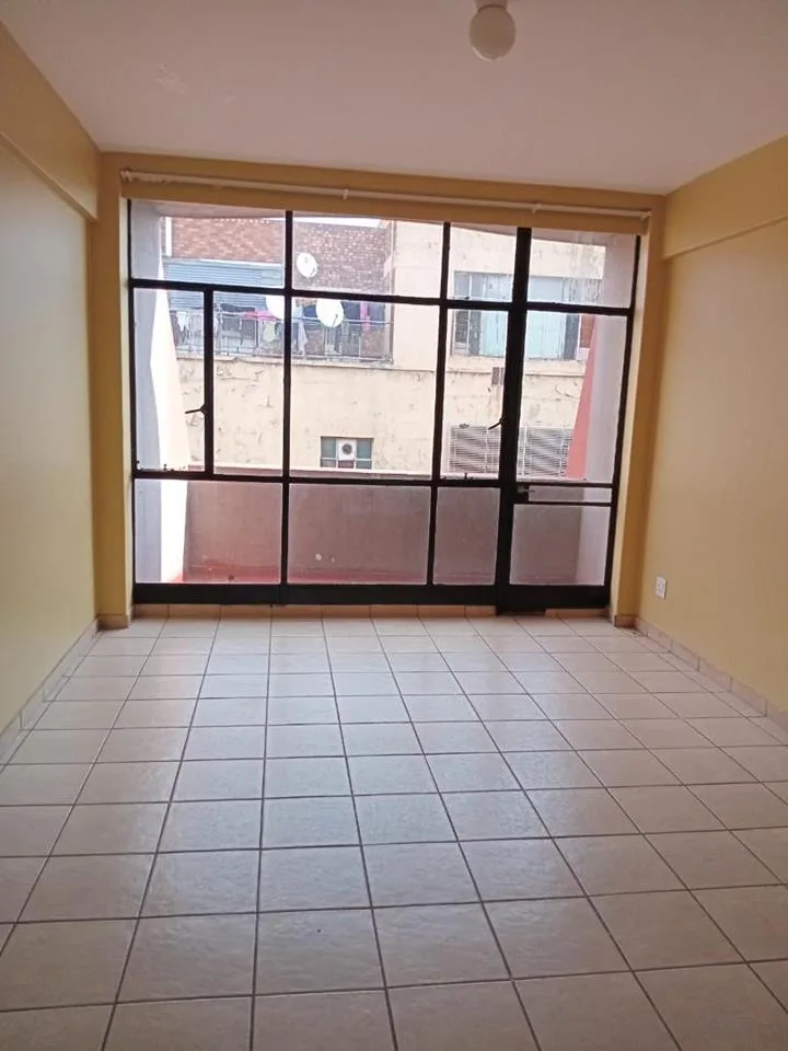 0.5 Bedroom Apartment / flat to rent in Johannesburg Central