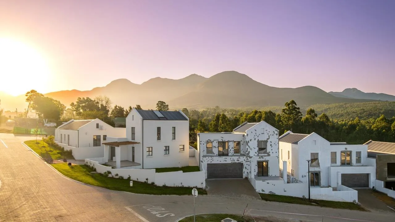 2 Bedroom House for sale in Mountain View Estate