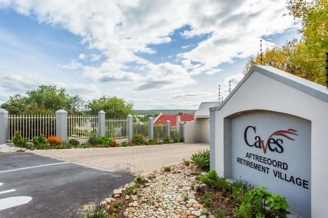 1 Bedroom Apartment / flat for sale in Oudtshoorn North