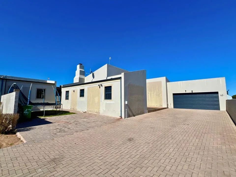 5 Bedroom House for sale in Myburgh Park