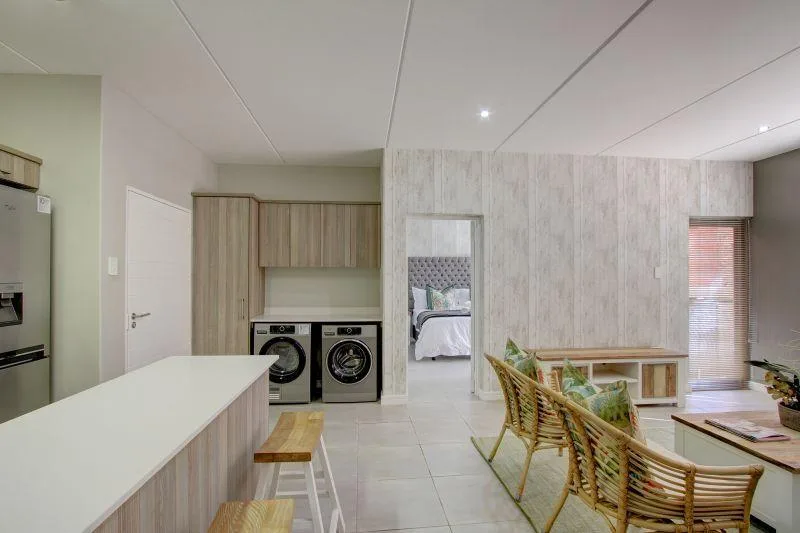 2 Bedroom Apartment / flat to rent in Die Hoewes