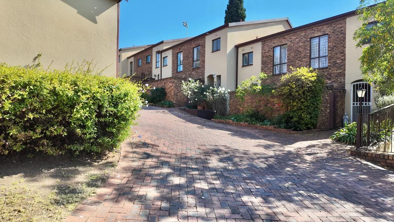 3 Bedroom Townhouse to rent in Ferndale