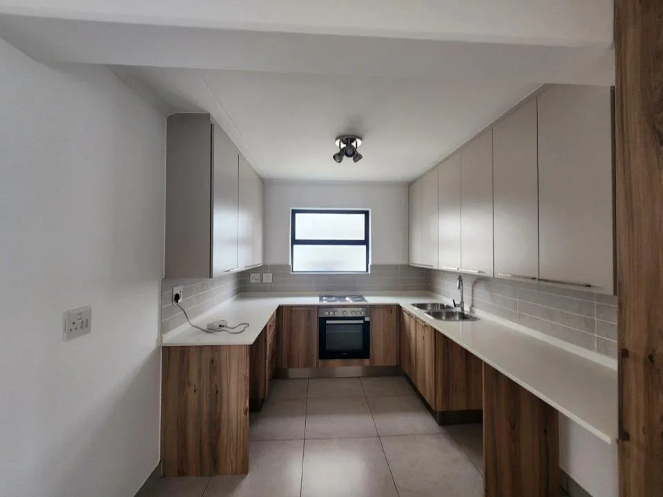 3 Bedroom Apartment / flat to rent in Irene