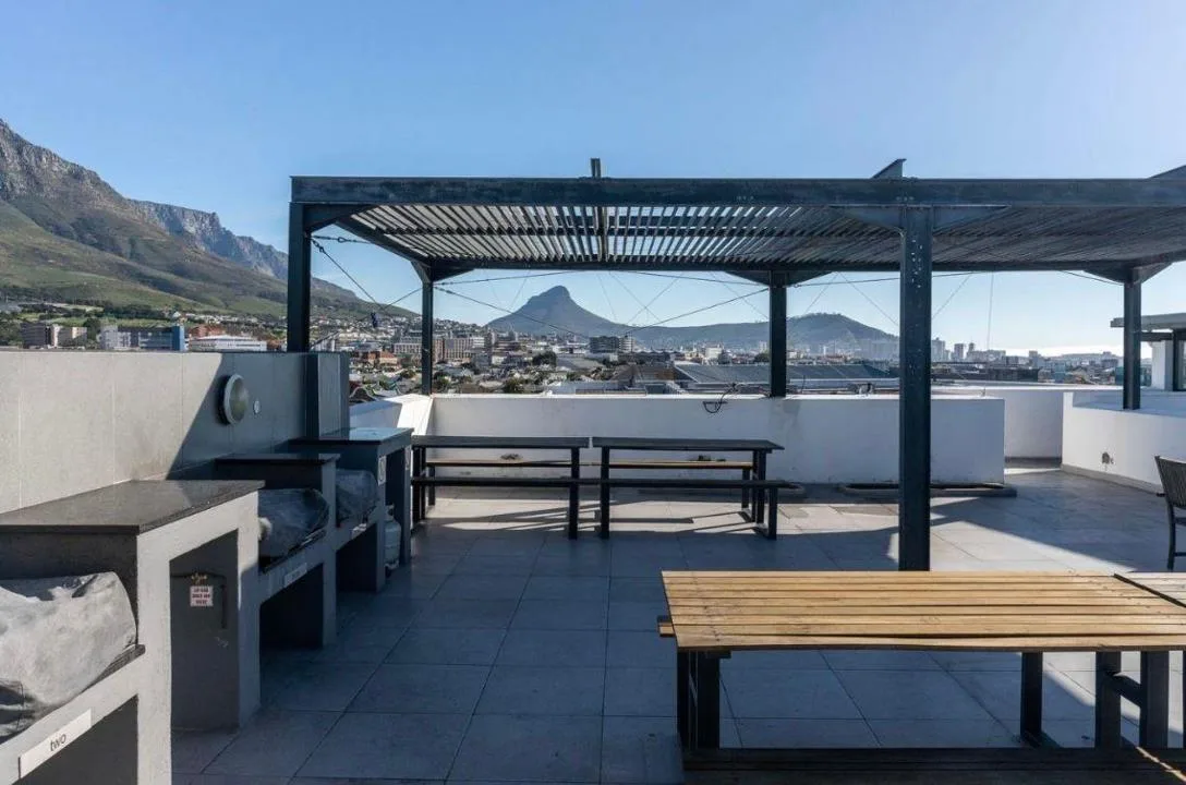 0.5 Bedroom Apartment / flat for sale in Observatory