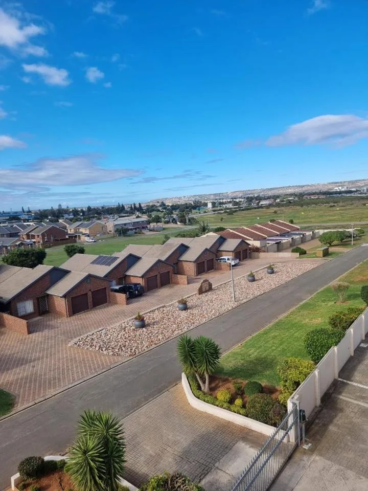 3 Bedroom Apartment / flat for sale in Hartenbos Rural
