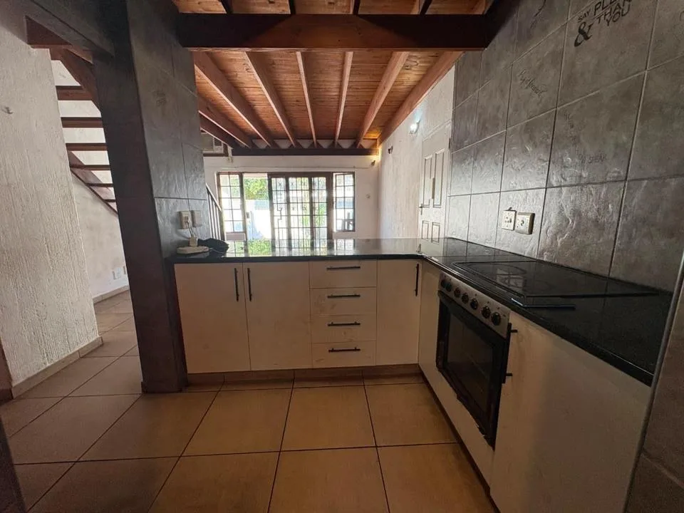 2 Bedroom Apartment / flat to rent in Meer En See