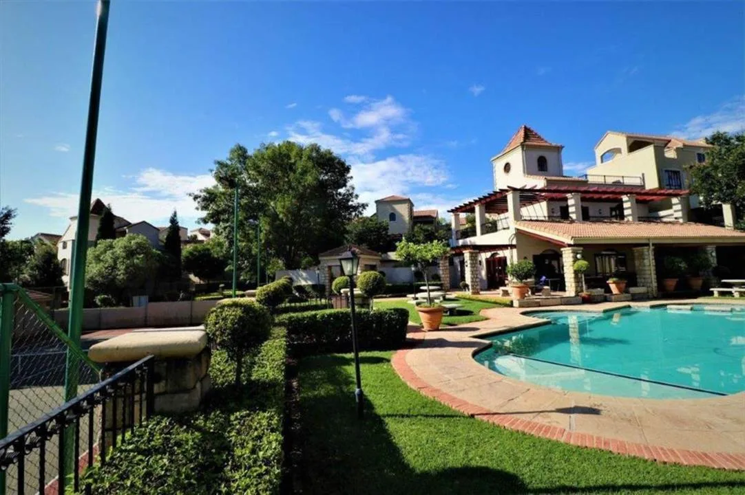 2 Bedroom Apartment / flat to rent in Morningside
