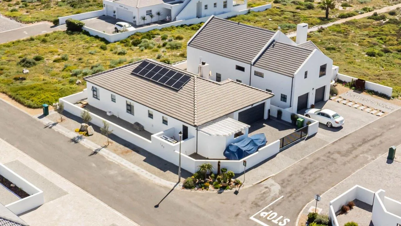 3 Bedroom House for sale in Sandy Point Beach Estate