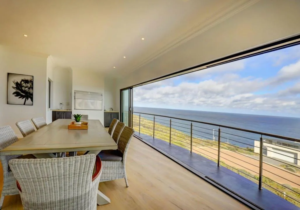 6 Bedroom House for sale in Pinnacle Point Golf Estate