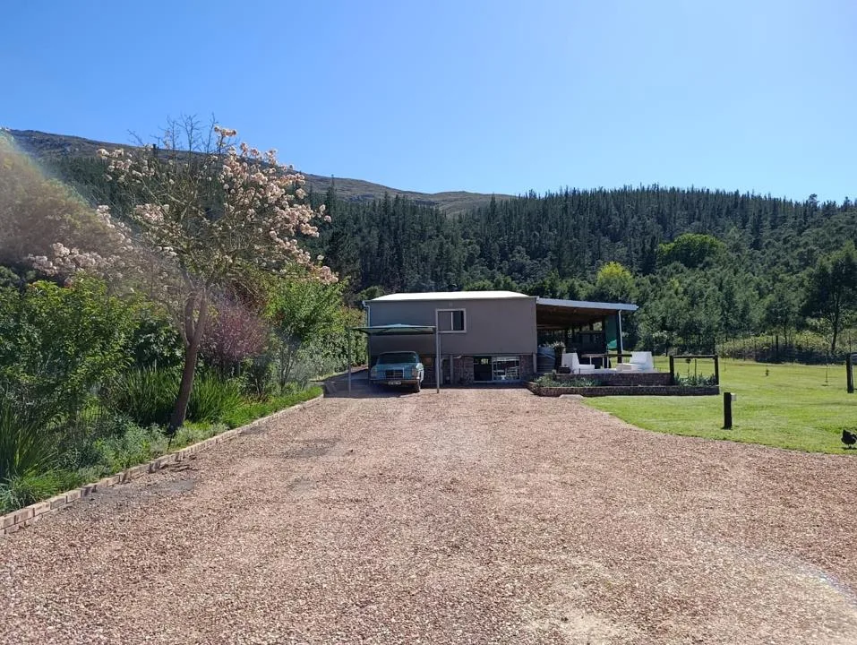 3 Bedroom House for sale in Suurbraak