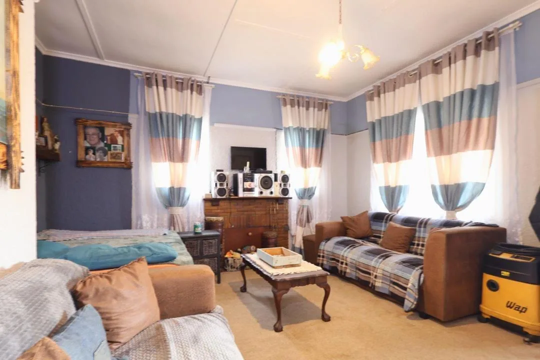 3 Bedroom House for sale in Rouxpark