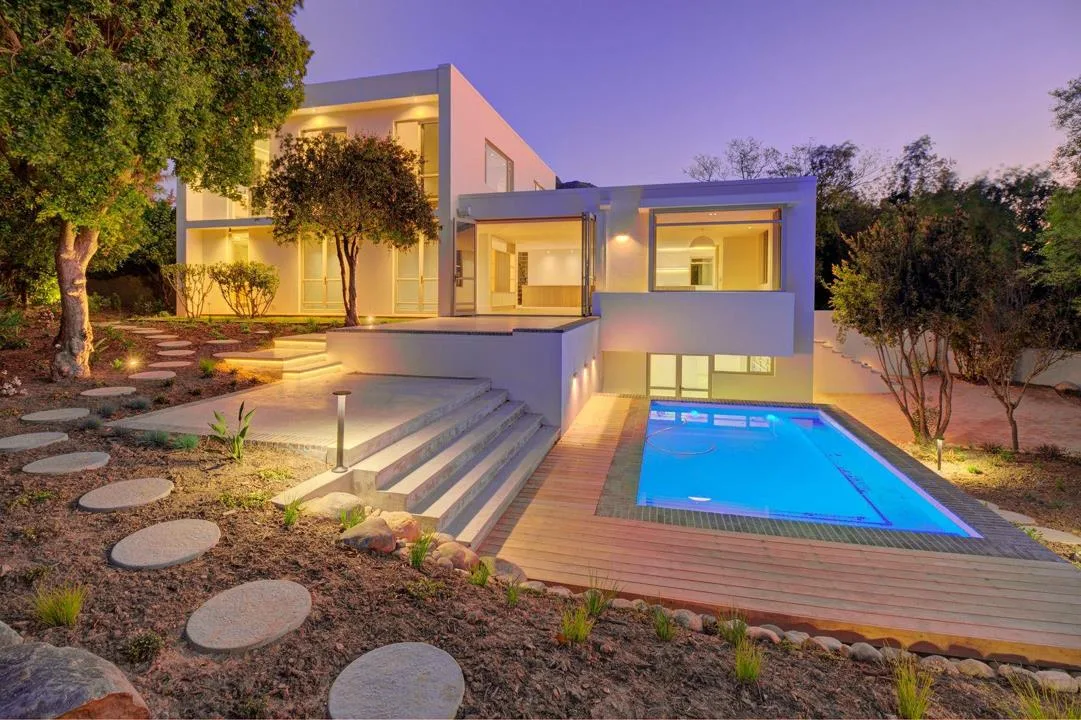 4 Bedroom House for sale in Rozendal