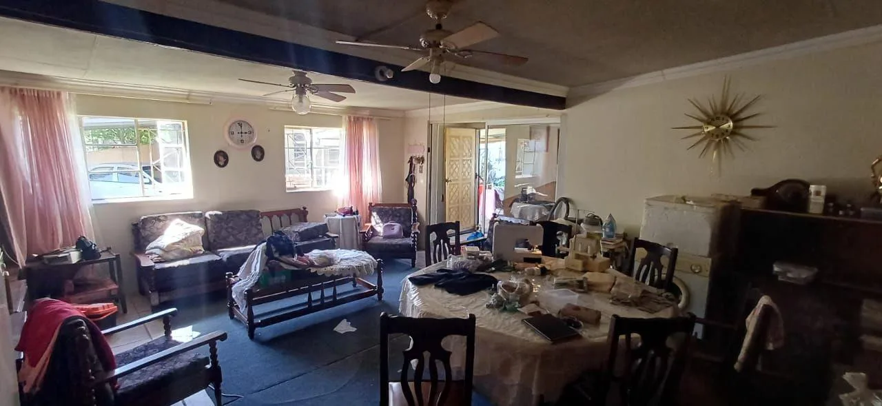 6 Bedroom House for sale in Freemanville