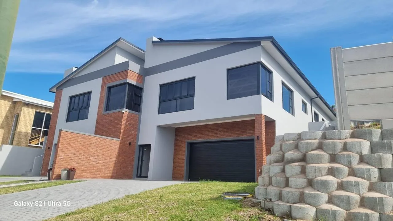 3 Bedroom House for sale in Island View