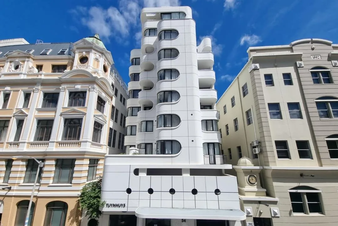 Apartment / flat for sale in Cape Town City Centre