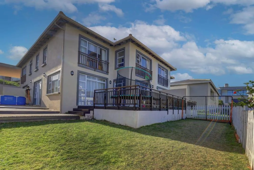 4 Bedroom House for sale in Pinnacle Point Golf Estate