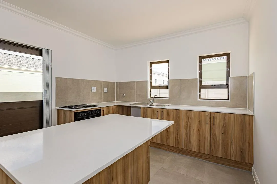 2 Bedroom House for sale in Fisantekraal