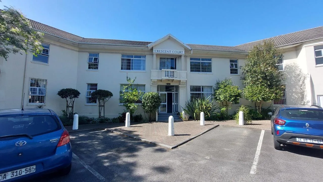 1 Bedroom Apartment / flat to rent in Rondebosch Village