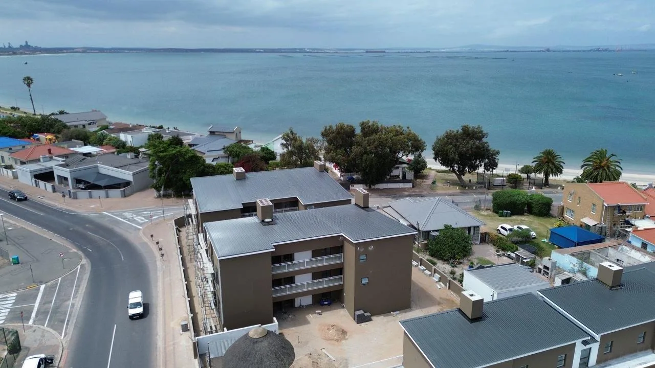 2 Bedroom Apartment / flat for sale in Saldanha Central