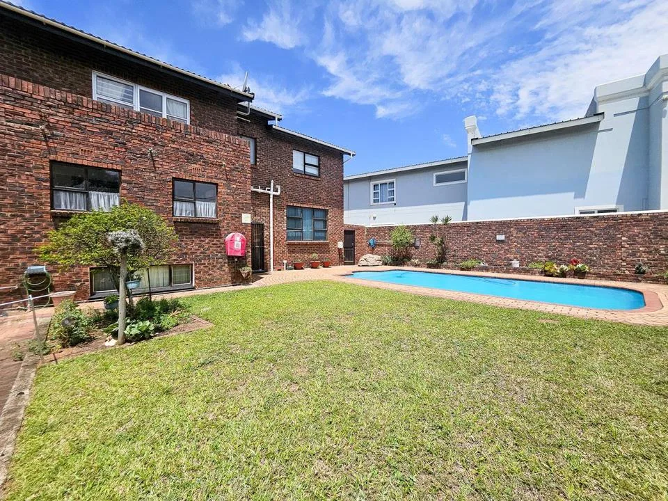 6 Bedroom House to rent in Warner Beach