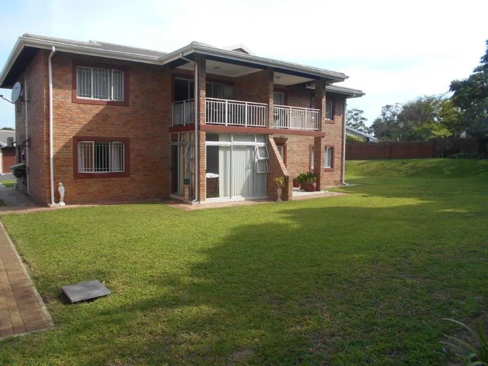 2 Bedroom Townhouse to rent in Hatton Estate