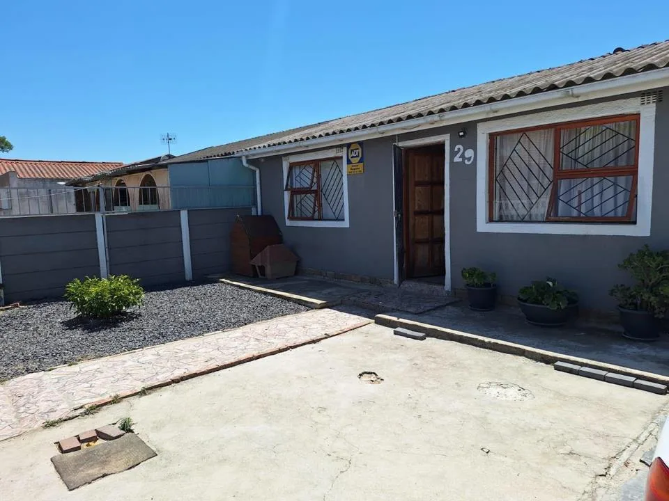 3 Bedroom House for sale in Sarepta