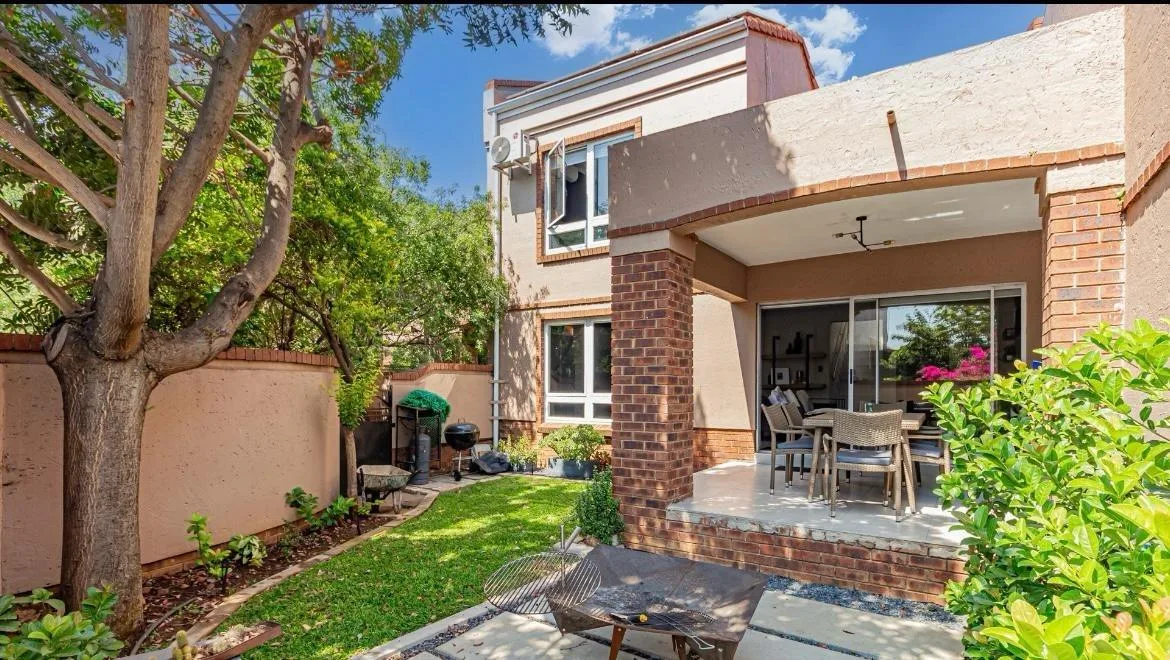 3 Bedroom Townhouse to rent in Woodhill Golf Estate