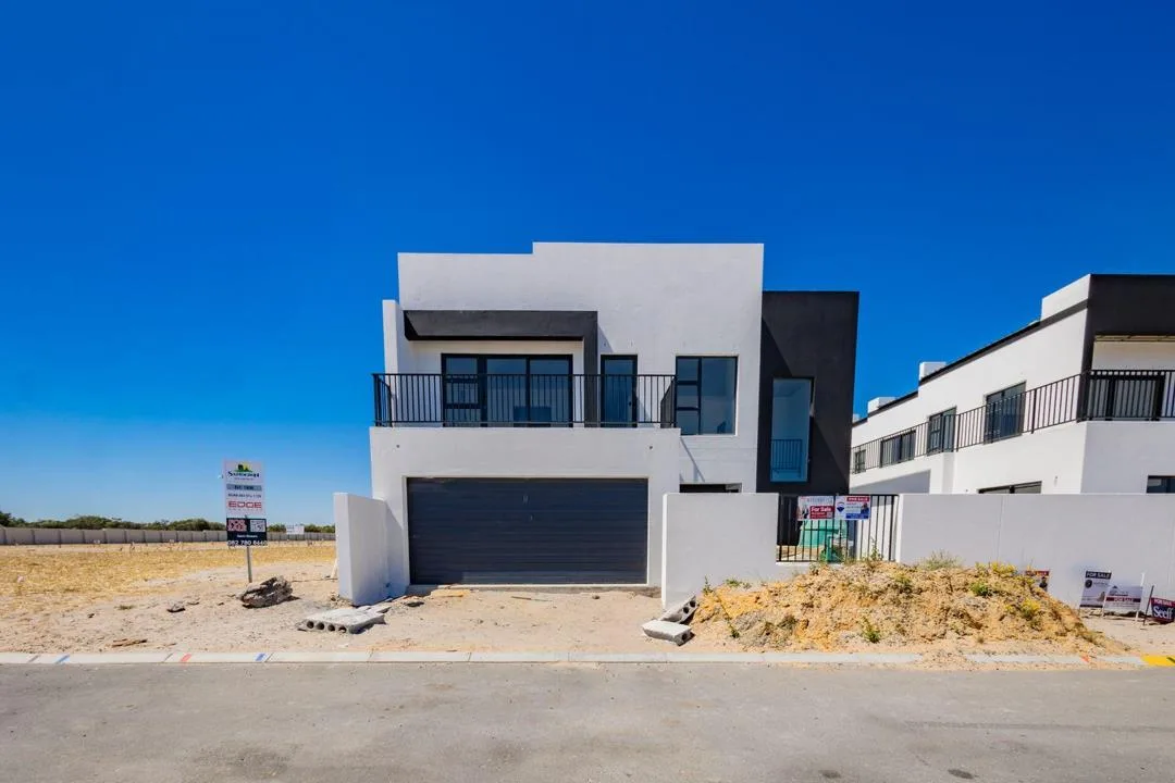 4 Bedroom House for sale in Sandown