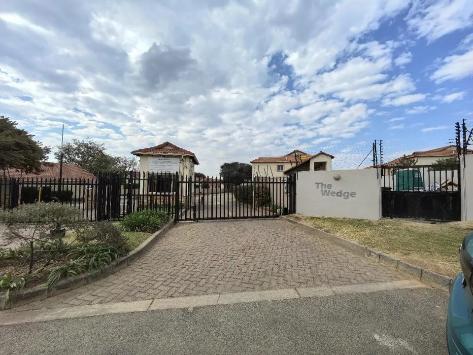 3 Bedroom Townhouse to rent in Zandspruit