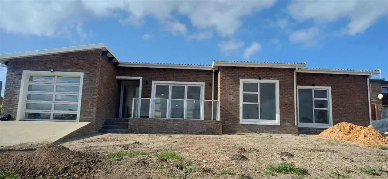 3 Bedroom House for sale in Pacaltsdorp