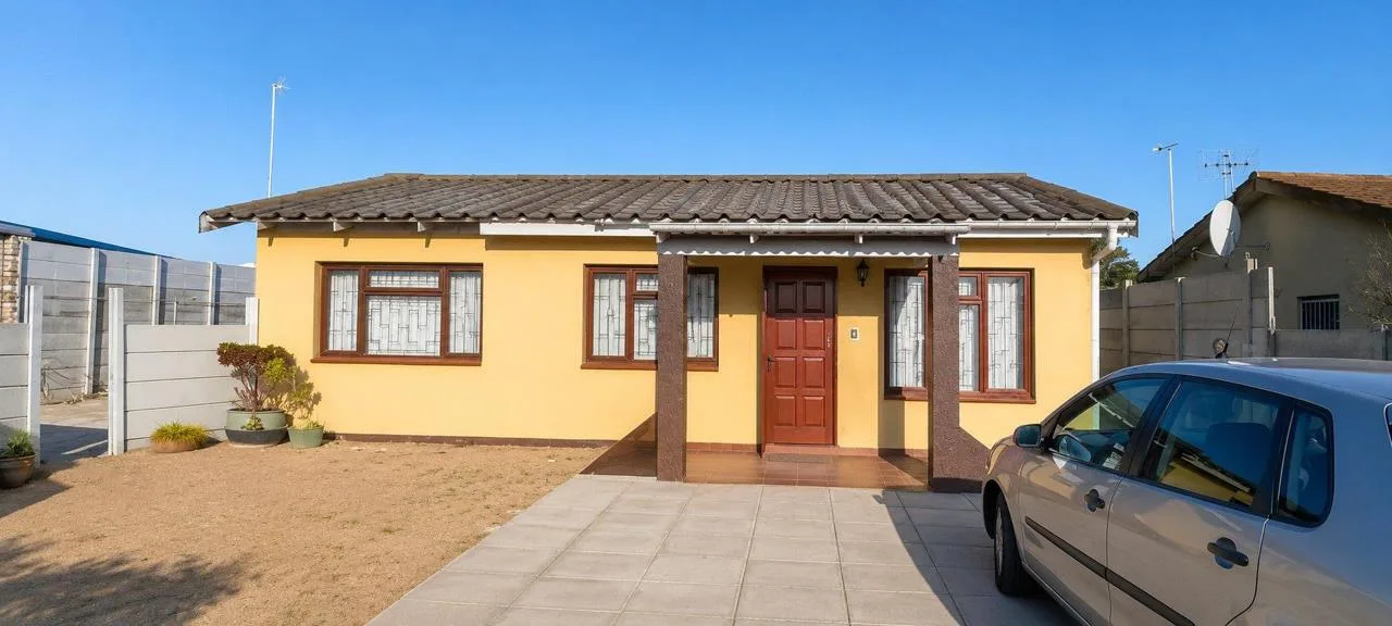 3 Bedroom House for sale in Park Village