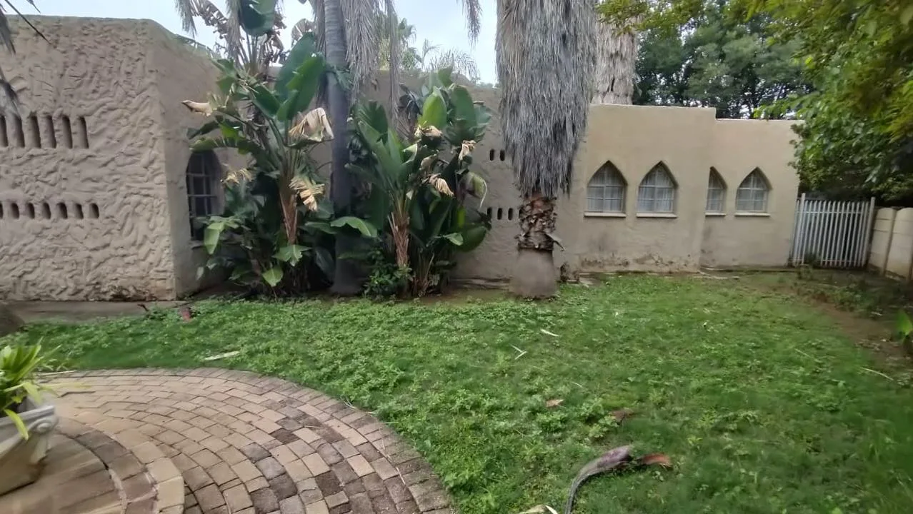 4 Bedroom House for sale in Flimieda