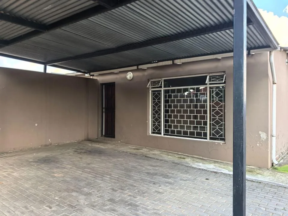 3 Bedroom House to rent in Dunnottar