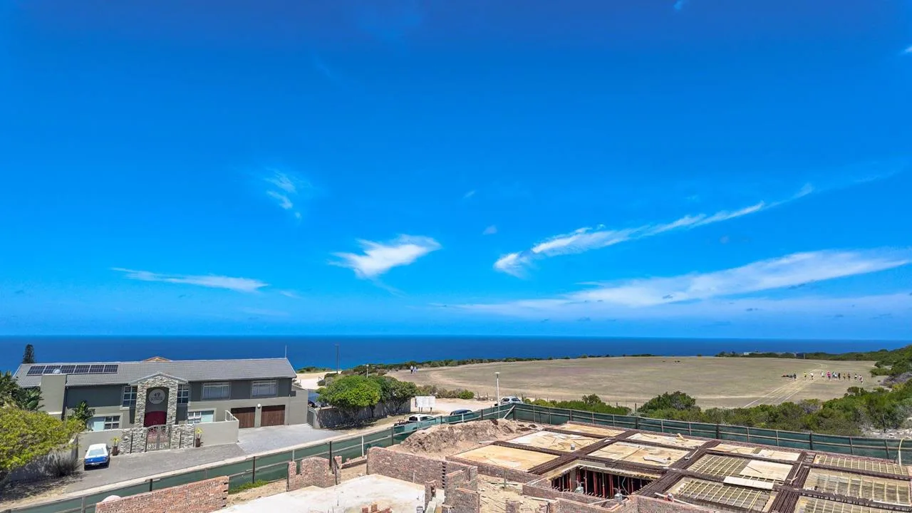 3 Bedroom Apartment / flat for sale in Linkside