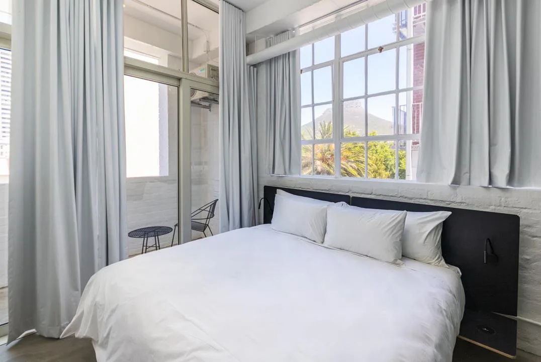 1 Bedroom Apartment / flat for sale in Gardens