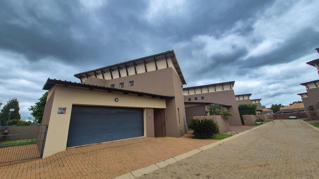 3 Bedroom House for sale in Baillie Park