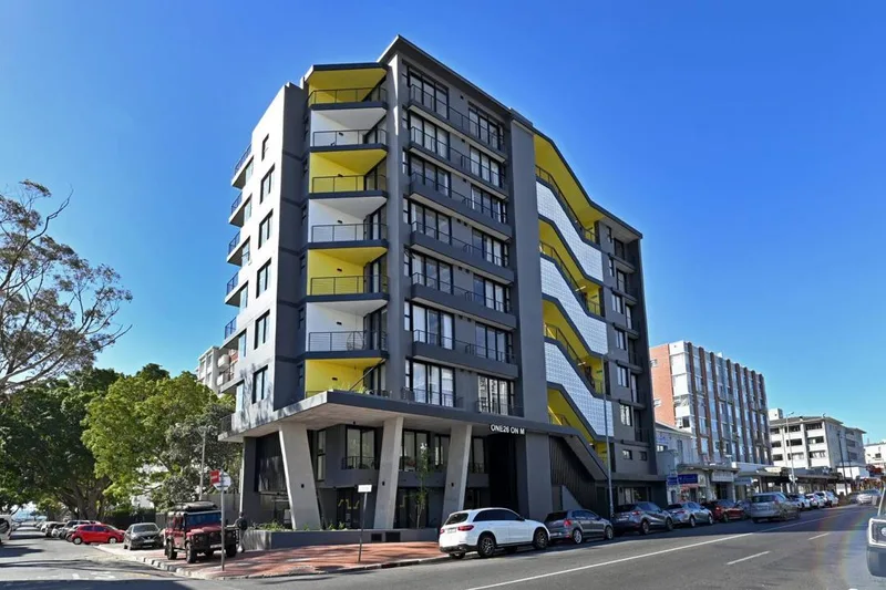 2 Bedroom Apartment / flat to rent in Sea Point