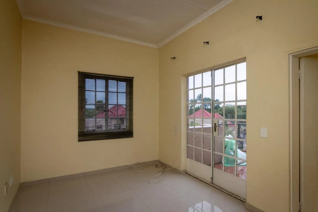 Apartment / flat to rent in Sharonlea