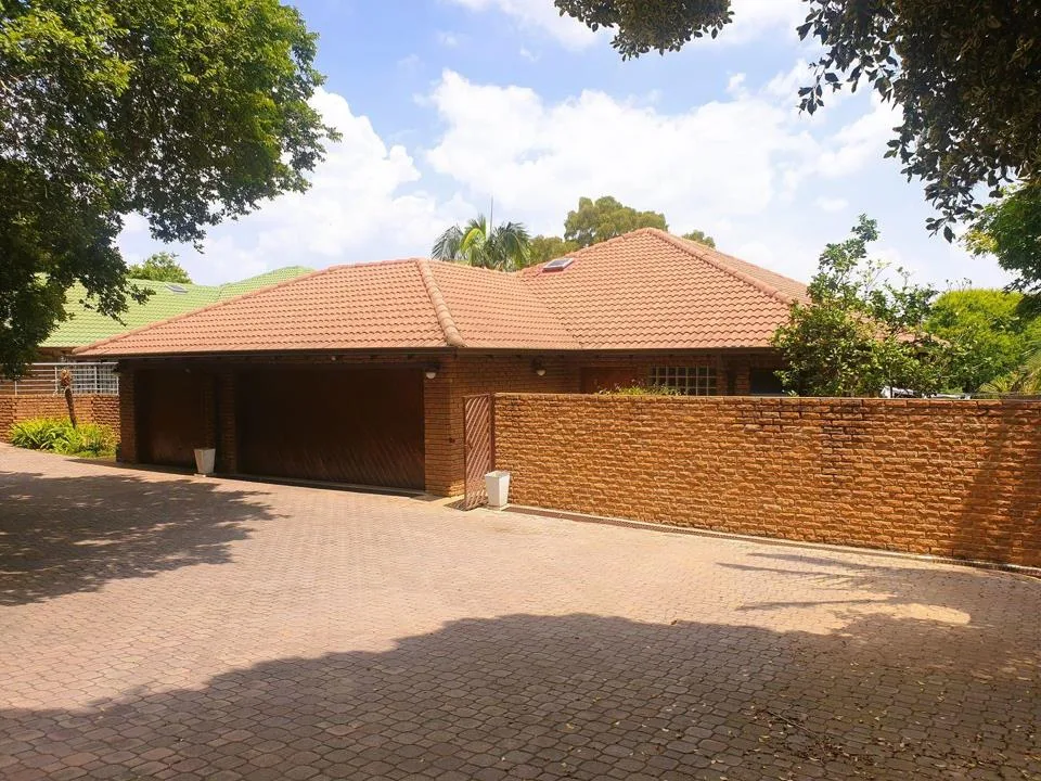 4 Bedroom House to rent in Lynnwood Glen