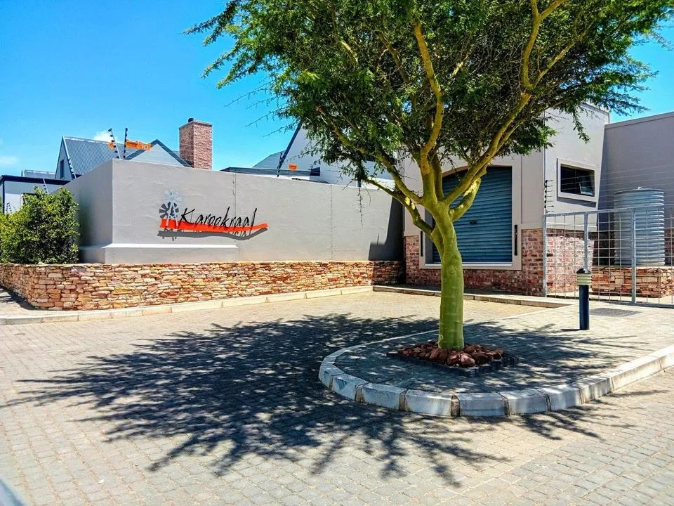 3 Bedroom House for sale in Hartenbos Central